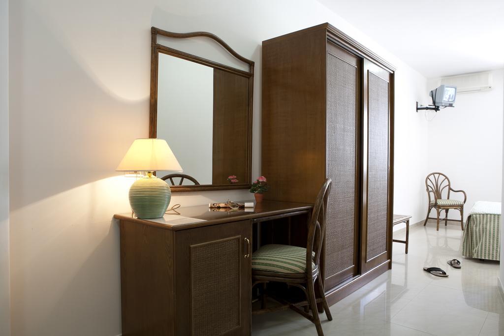 Casthotels Tramonto D'Oro Terme Forio di Ischia Rum bild